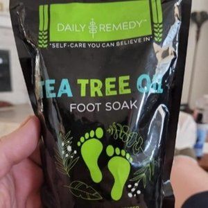 Tea Tree Oil Foot Soak with Epsom Salt - for Toenail Athletes Foot 16 Ounces
